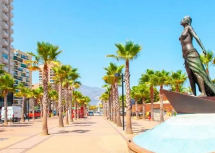 Апартаменты Happy Travel Jasmine Higueron *